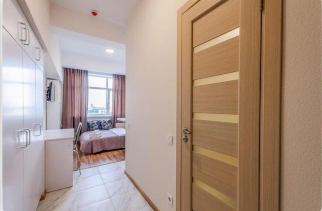Ferienwohnung Loft Smart House Kiew Exterior foto